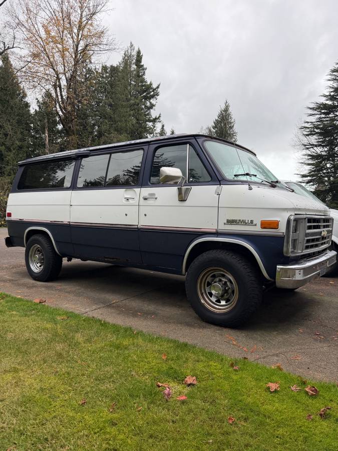 Gmc-diesel-1988-blue-2