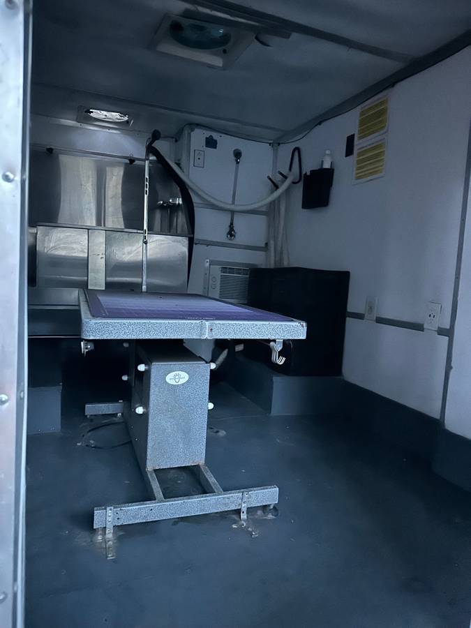 Gmc-diesel-1989-green-1