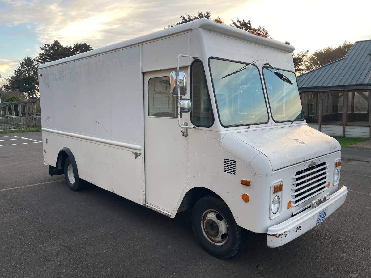 Gmc-grummam-step-van-c3500-1985-14