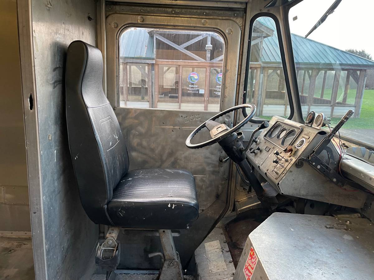 Gmc-grummam-step-van-c3500-1985-9