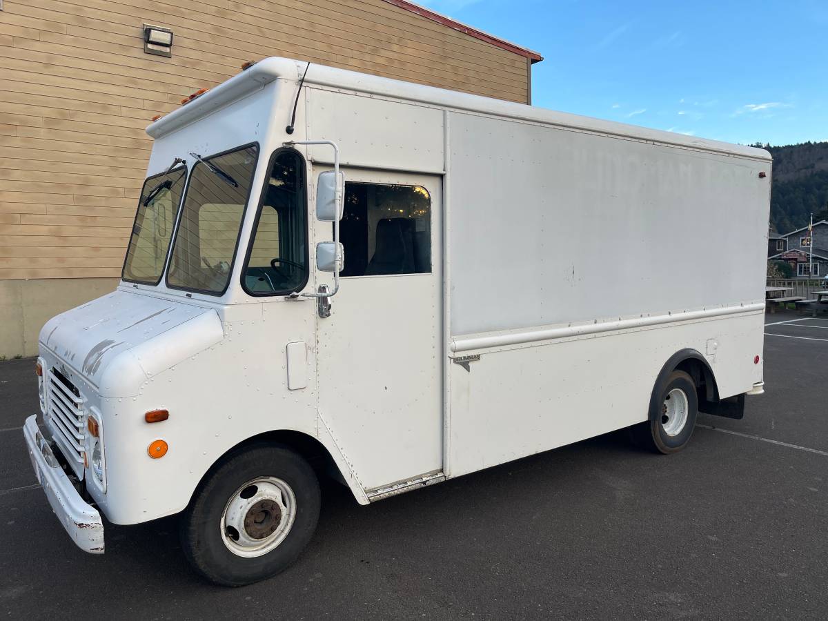 Gmc-grummam-step-van-c3500-1985