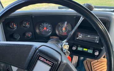 Gmc-jimmy-1979-grey-7