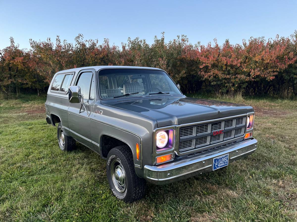 Gmc-jimmy-1979-grey