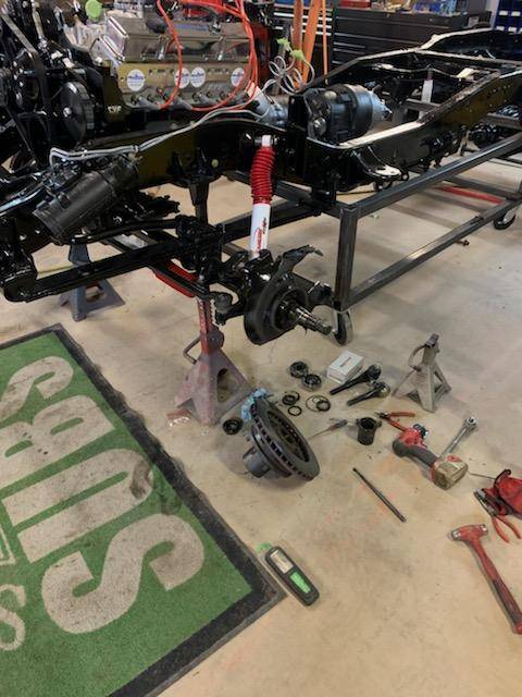 Gmc-k2500-1979-green-5