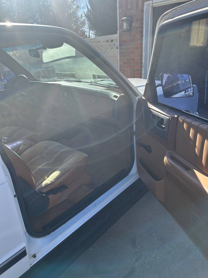 Gmc-sano-1991-white-10