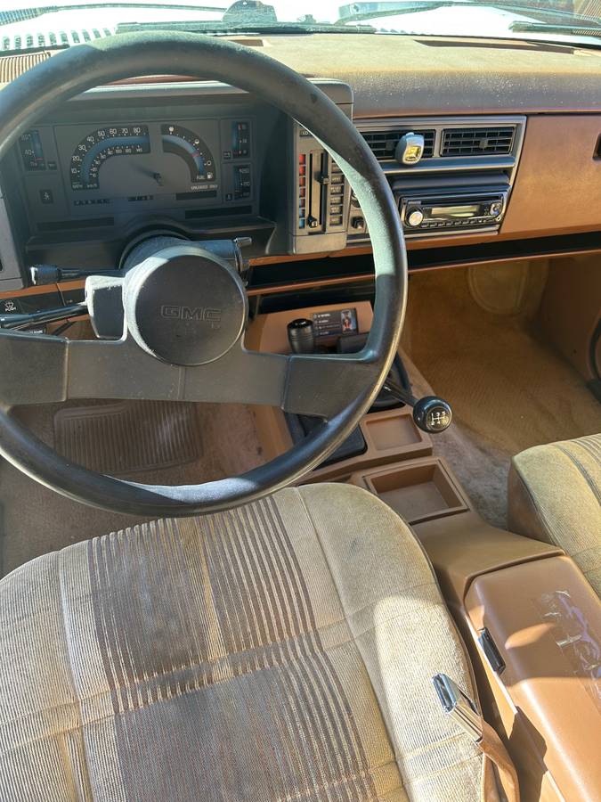 Gmc-sano-1991-white-5