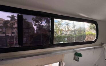 Gmc-savanna-3500-1996-white-18