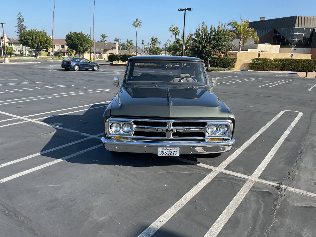 Gmc-short-bed-1968-3