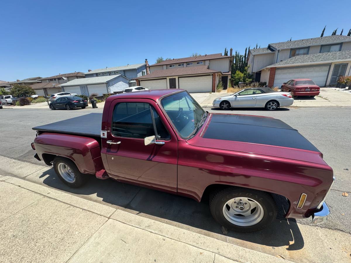 Gmc-sierra-1500-1979-custom-5