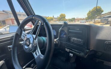 Gmc-sierra-1500-1979-custom-6