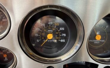 Gmc-sierra-1500-1984-14