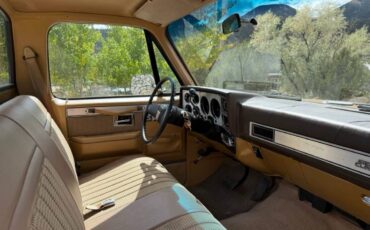 Gmc-sierra-1500-1984-3