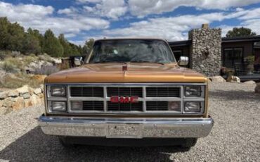 Gmc-sierra-1500-1984-4