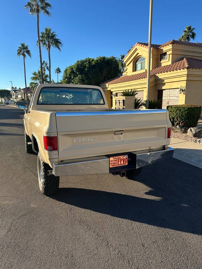 Gmc-sierra-1500-1985-custom-1