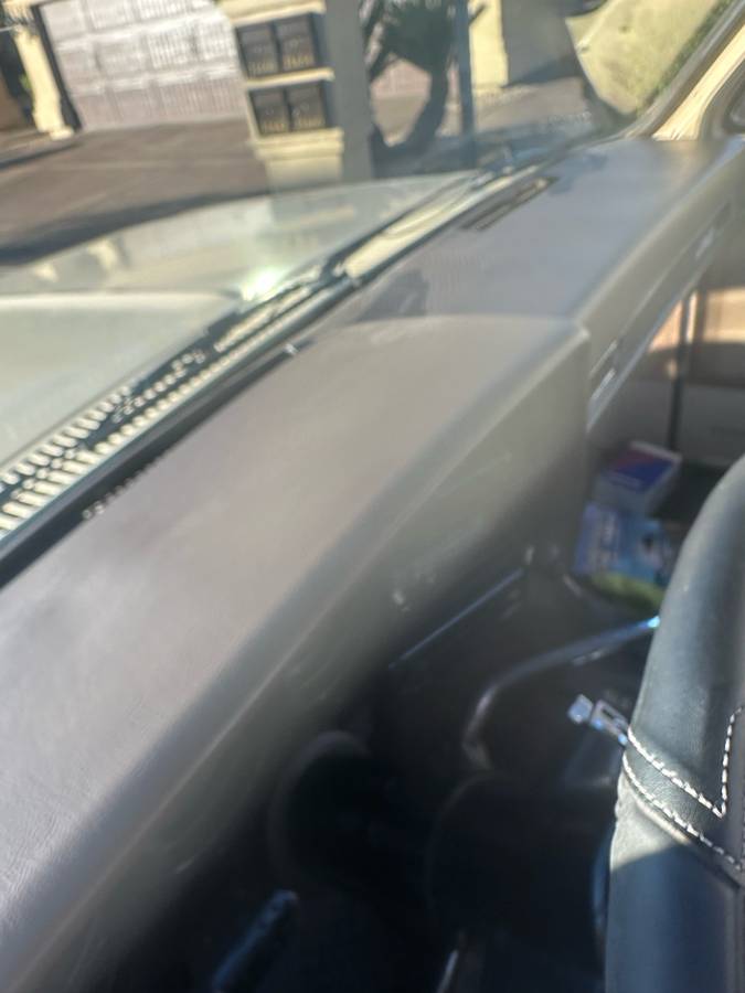 Gmc-sierra-1500-1985-custom-11