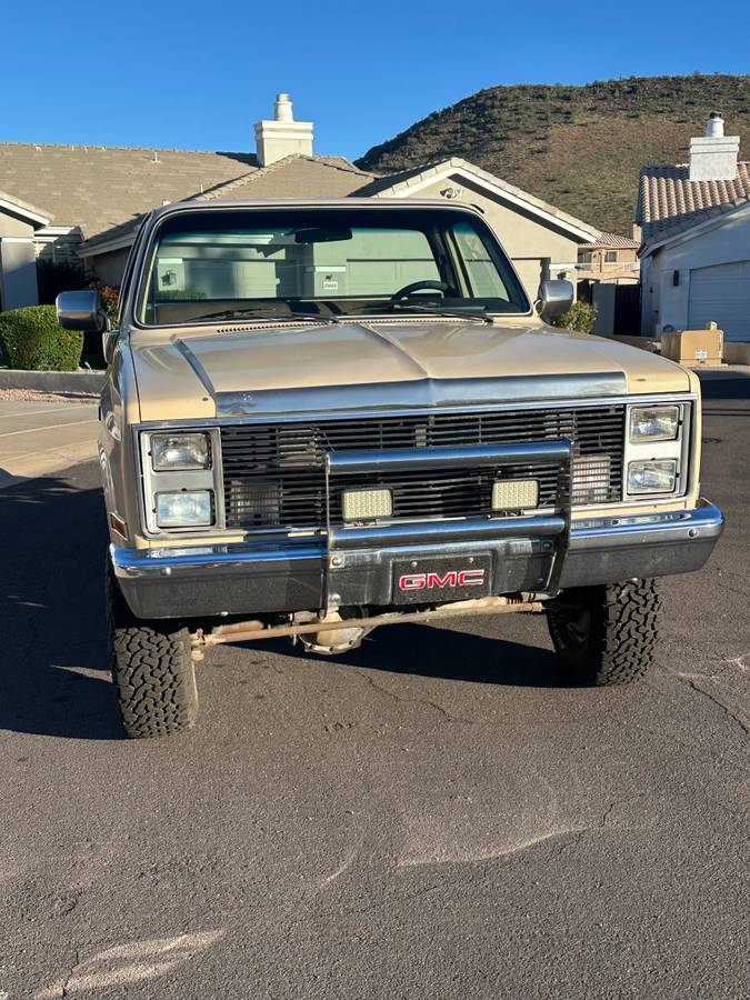Gmc-sierra-1500-1985-custom