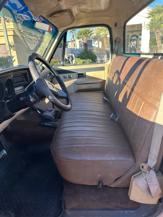 Gmc-sierra-1500-1985-custom-5