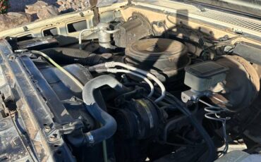 Gmc-sierra-1500-1985-custom-8