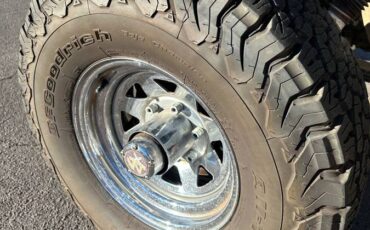 Gmc-sierra-1500-1985-custom-9