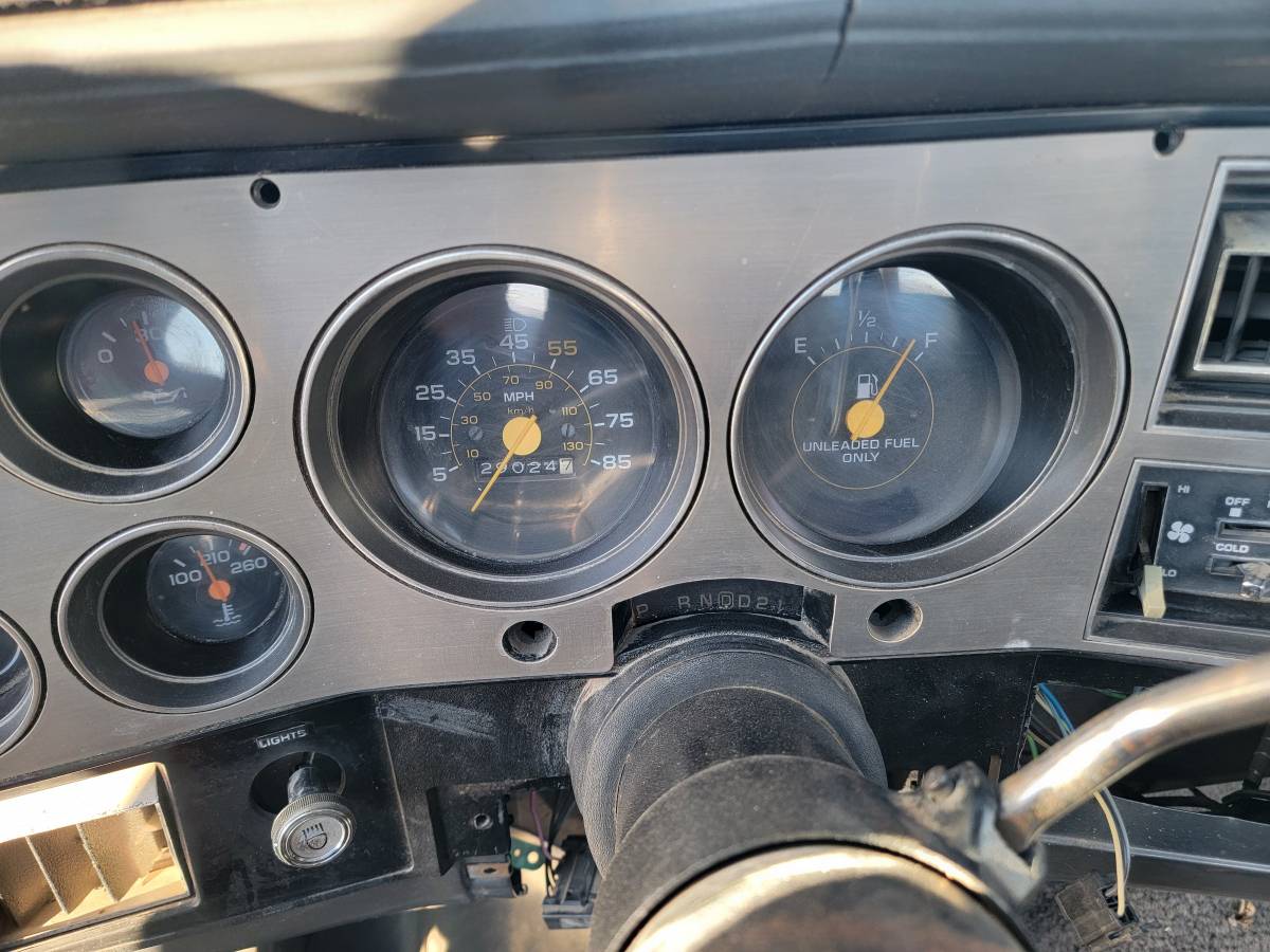 Gmc-sierra-1500-1986-blue-11