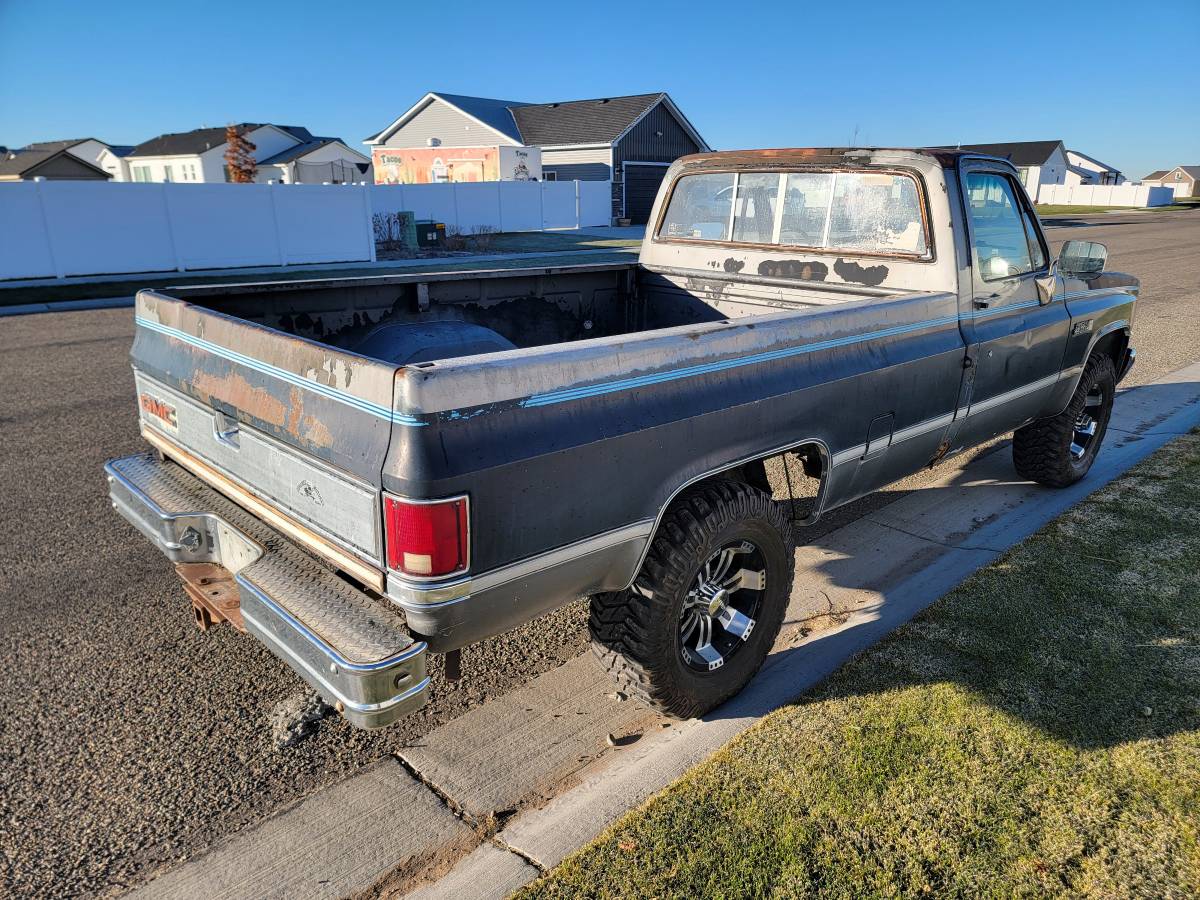 Gmc-sierra-1500-1986-blue-4