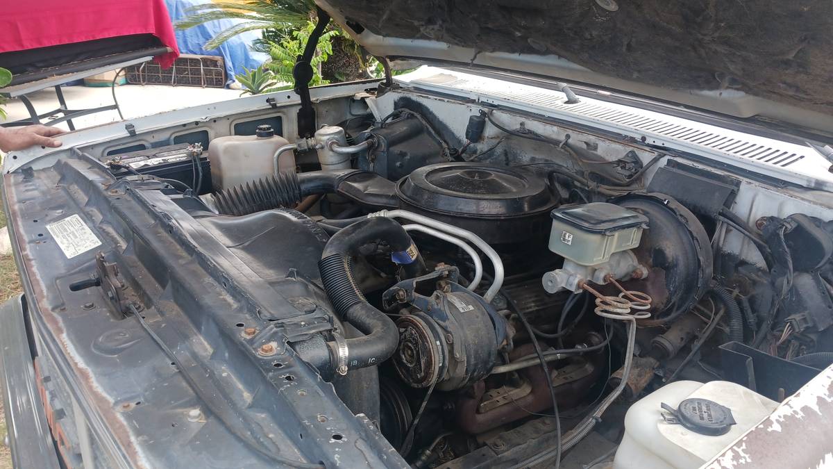 Gmc-sierra-1500-1987-17