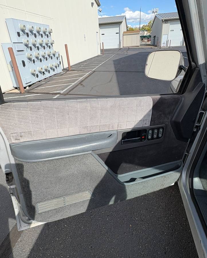 Gmc-sierra-1500-1990-11