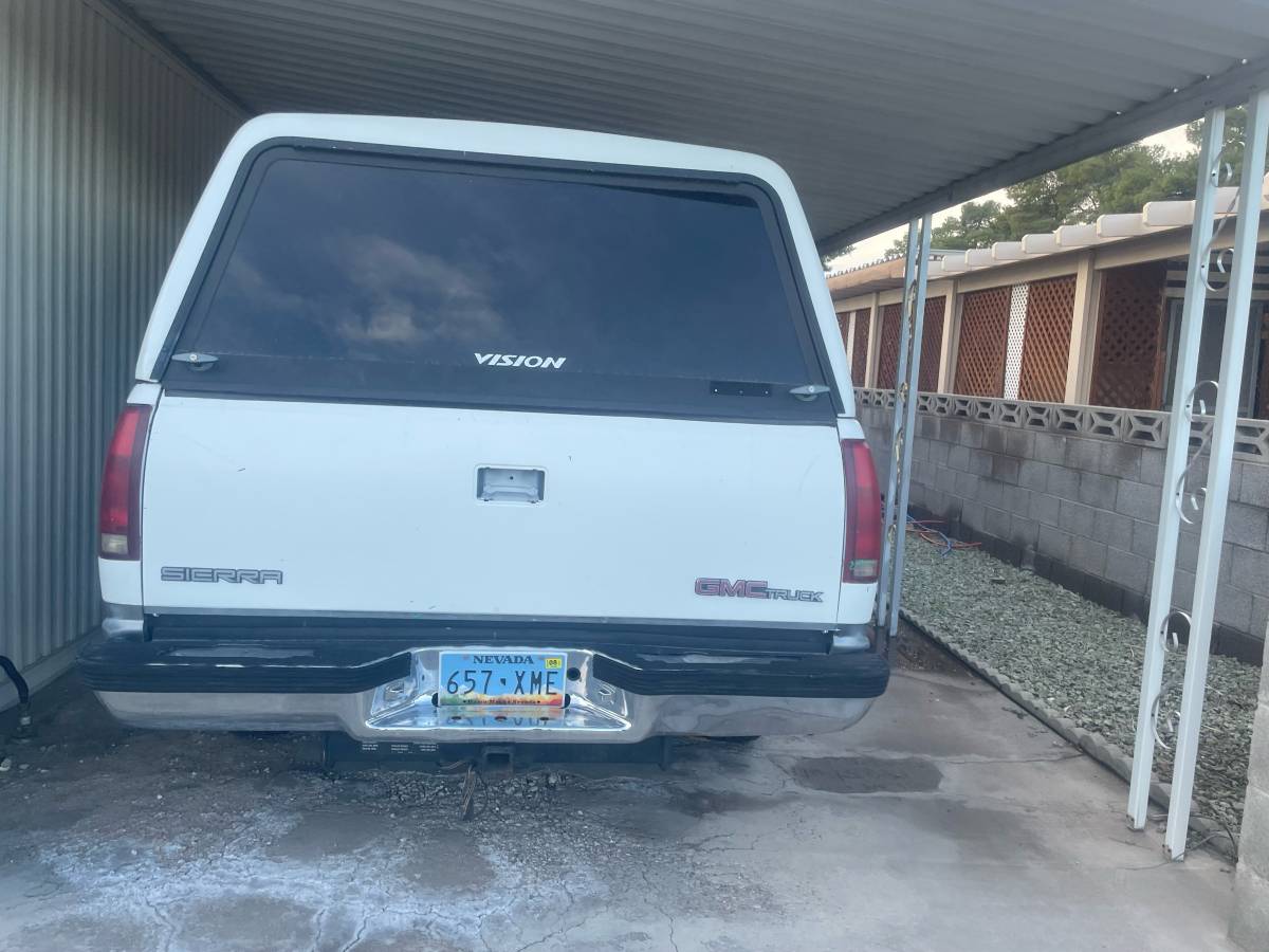 Gmc-sierra-1500-1993-white-2