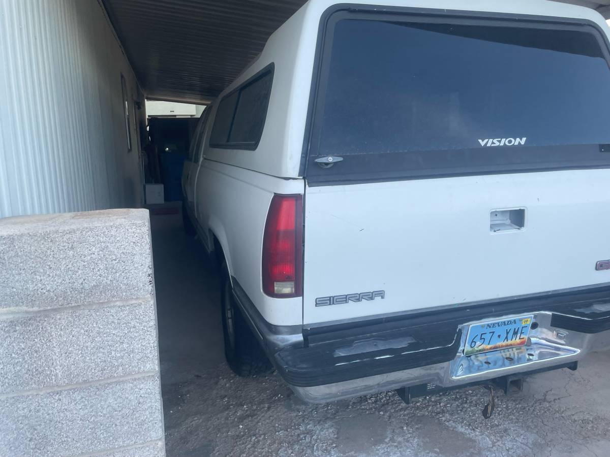 Gmc-sierra-1500-1993-white-3