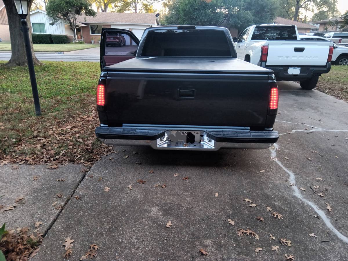 Gmc-sierra-1500-1994-grey-1