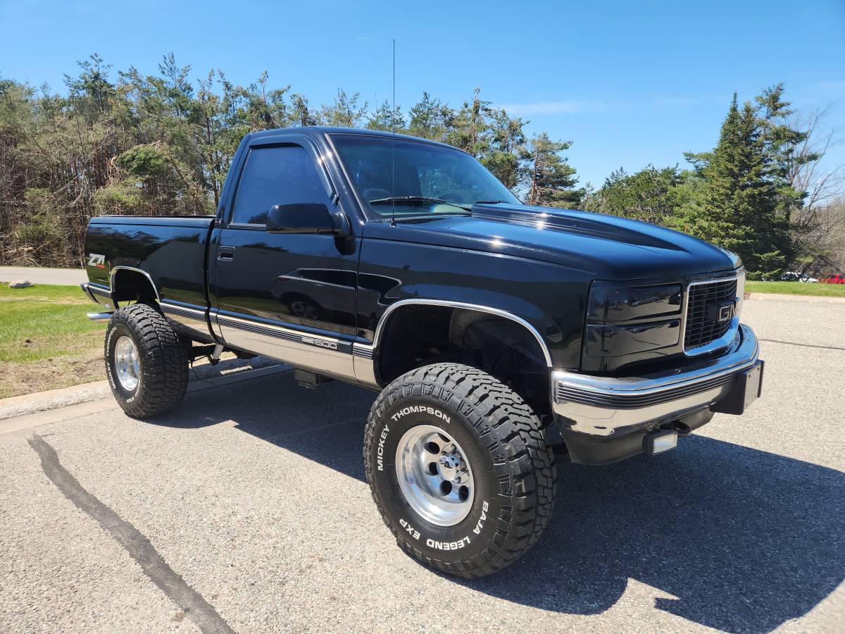 Gmc-sierra-1500-1995-black