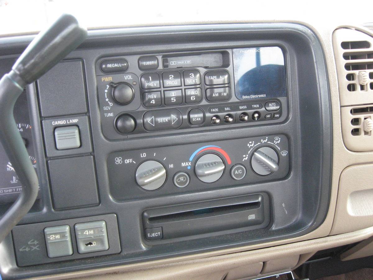 Gmc-sierra-1500-1996-45