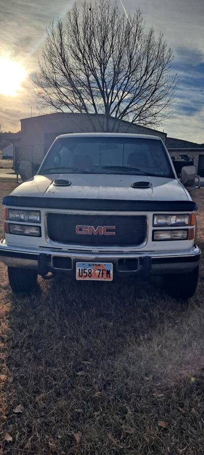 Gmc-sierra-2500-diesel-1995-white-2