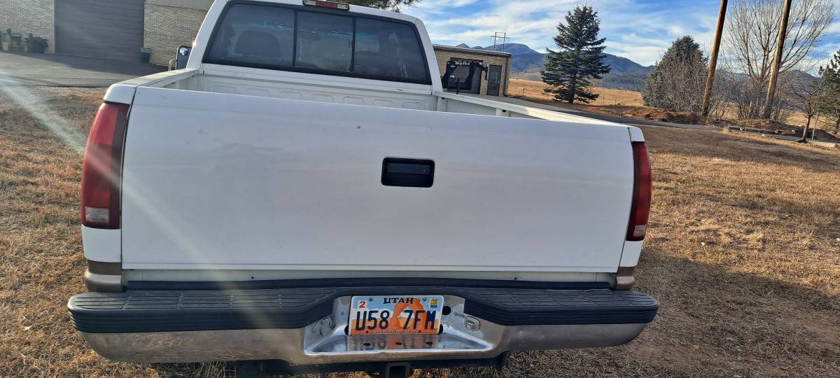 Gmc-sierra-2500-diesel-1995-white-3