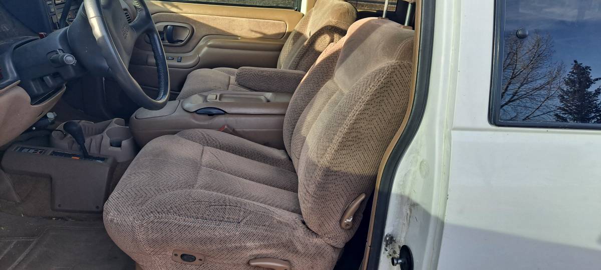 Gmc-sierra-2500-diesel-1995-white-5