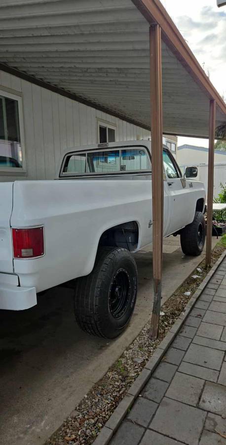 Gmc-sierra-2500hd-1976-white-2