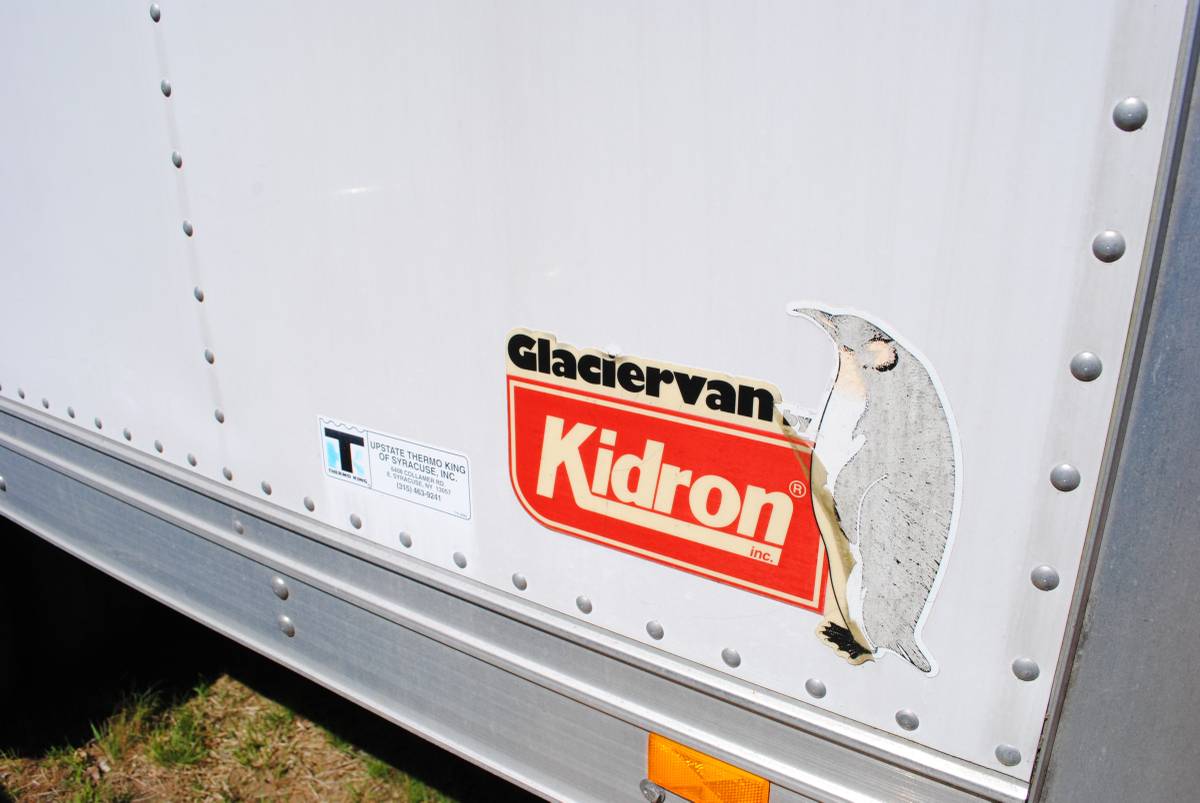 Gmc-sierra-c6000-diesel-1981-red-3