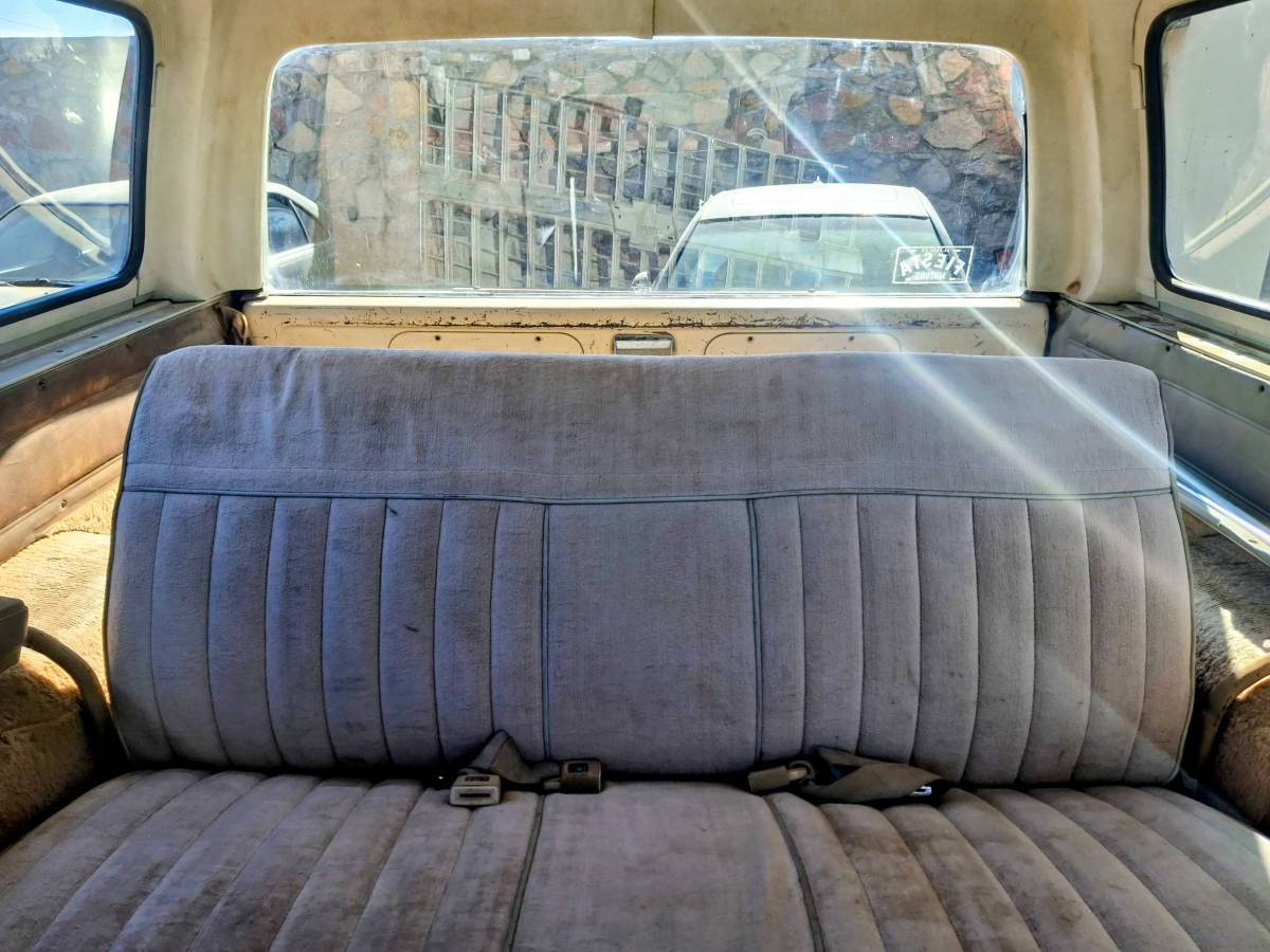 Gmc-sierra-classic-1984-12