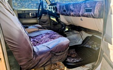 Gmc-sierra-classic-1984-15