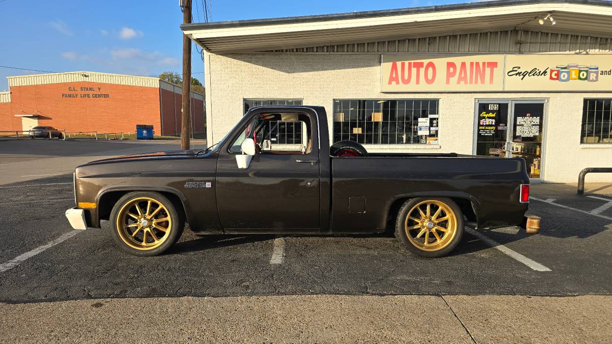 Gmc-sierra-classic-1986-brown-1