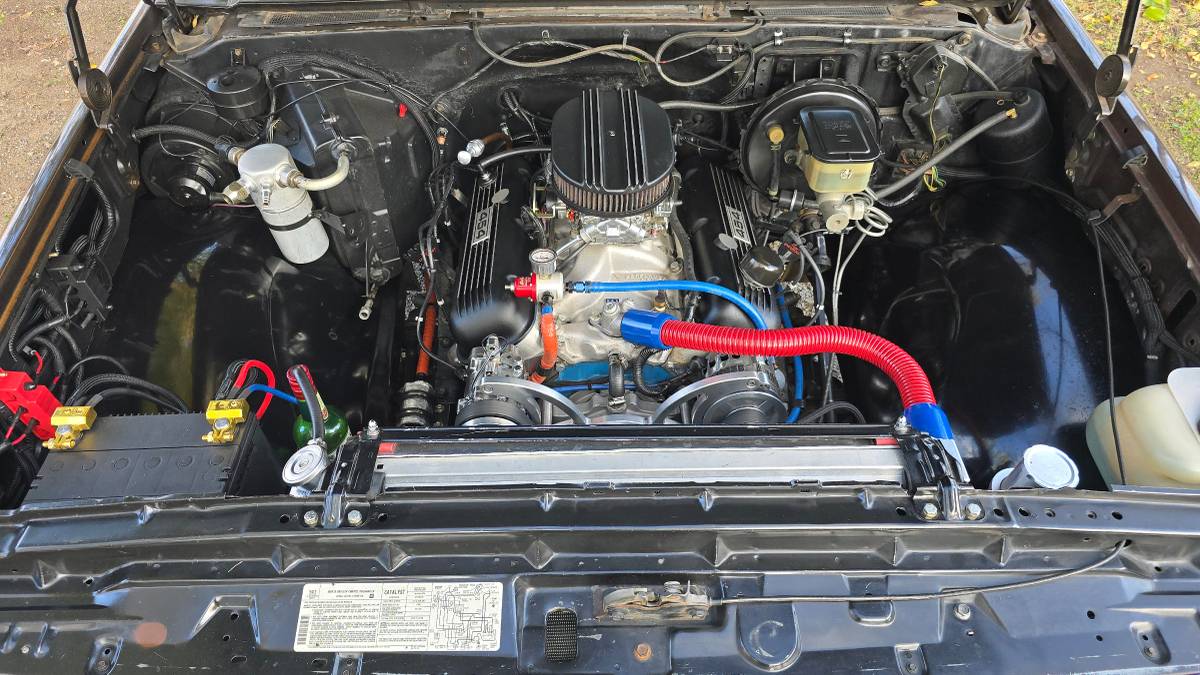 Gmc-sierra-classic-1986-brown-16