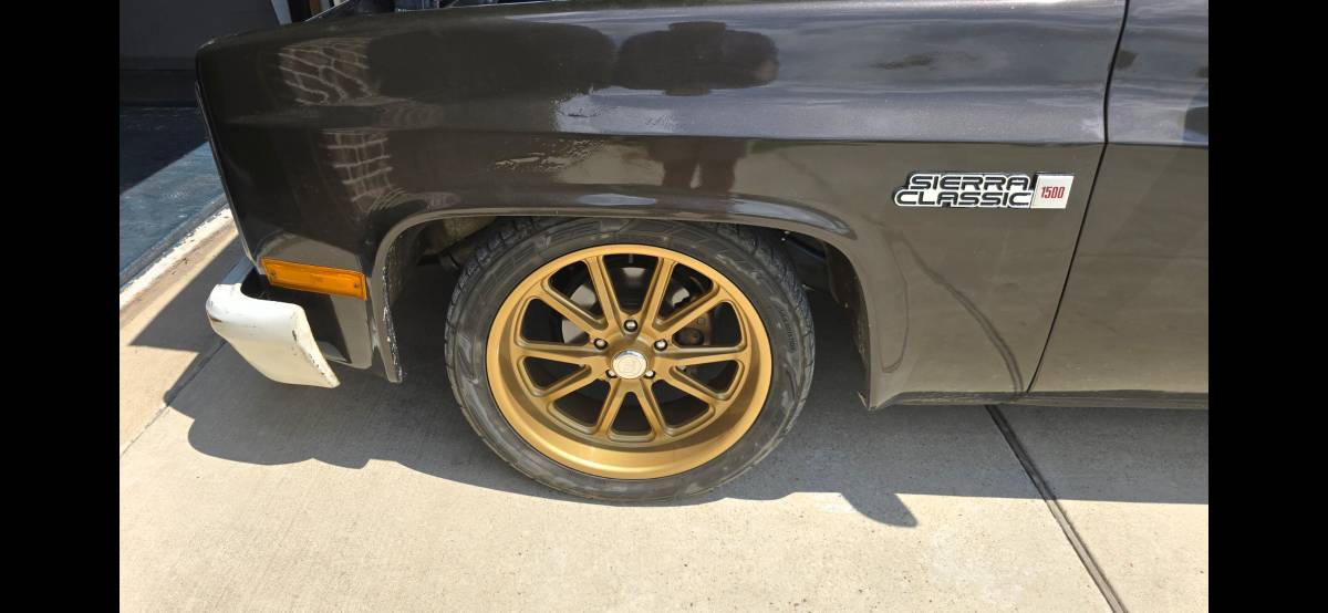 Gmc-sierra-classic-1986-brown-21