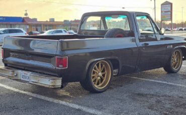 Gmc-sierra-classic-1986-brown-7