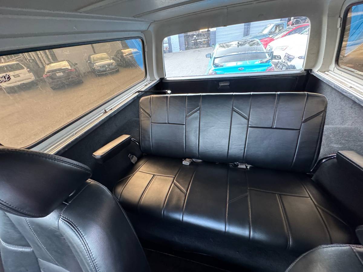 Gmc-sierra-classic-jimmy-k5-1985-black-12