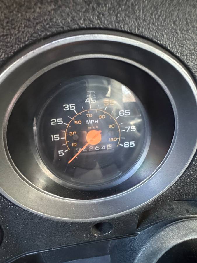 Gmc-sierra-classic-jimmy-k5-1985-black-14