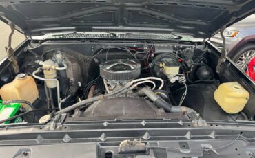 Gmc-sierra-classic-jimmy-k5-1985-black-19