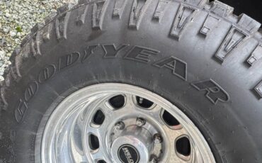 Gmc-sierra-classic-jimmy-k5-1985-black-23