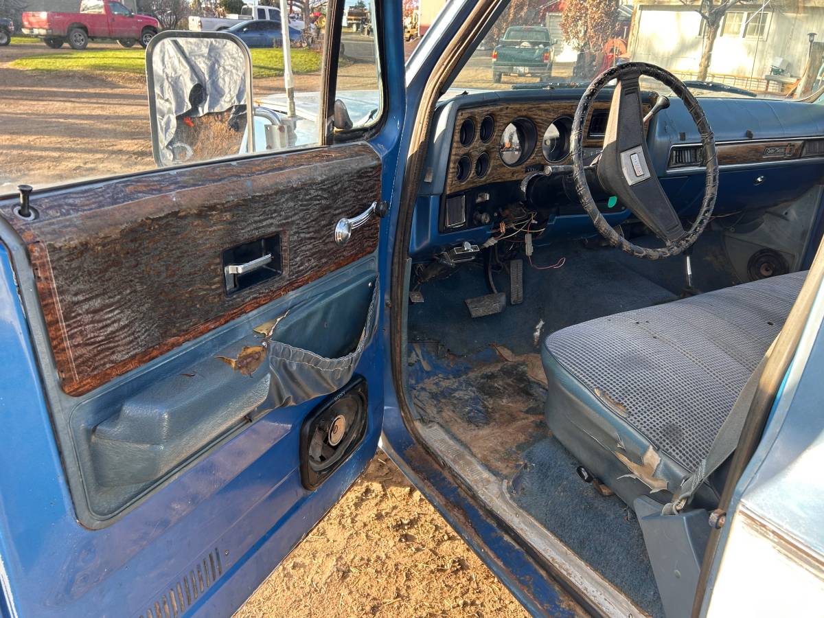 Gmc-sierra-classic-k25-1977-blue-10