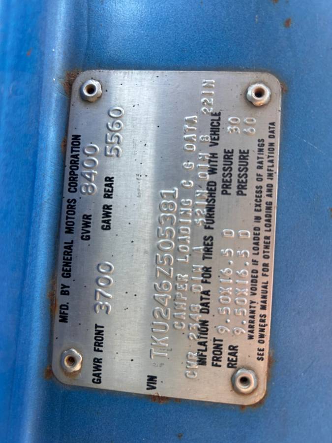 Gmc-sierra-classic-k25-1977-blue-16