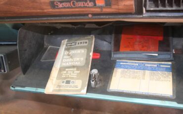 Gmc-sierra-grande-2500-1978-green-11